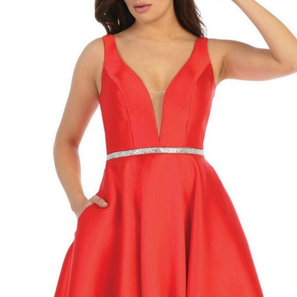 SWEETHEART NECKLINE SLEEVELESS EVENING LONG GOWN DRESS